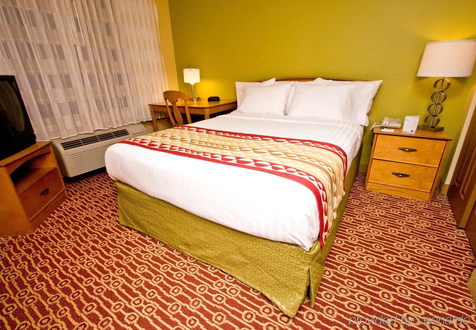 Towneplace Hotel Fresno